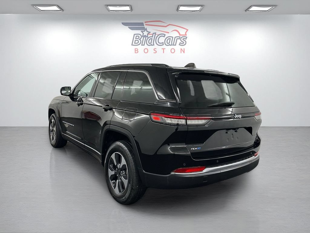 Used 2023 Jeep Grand Cherokee 4WD 4xe image 6