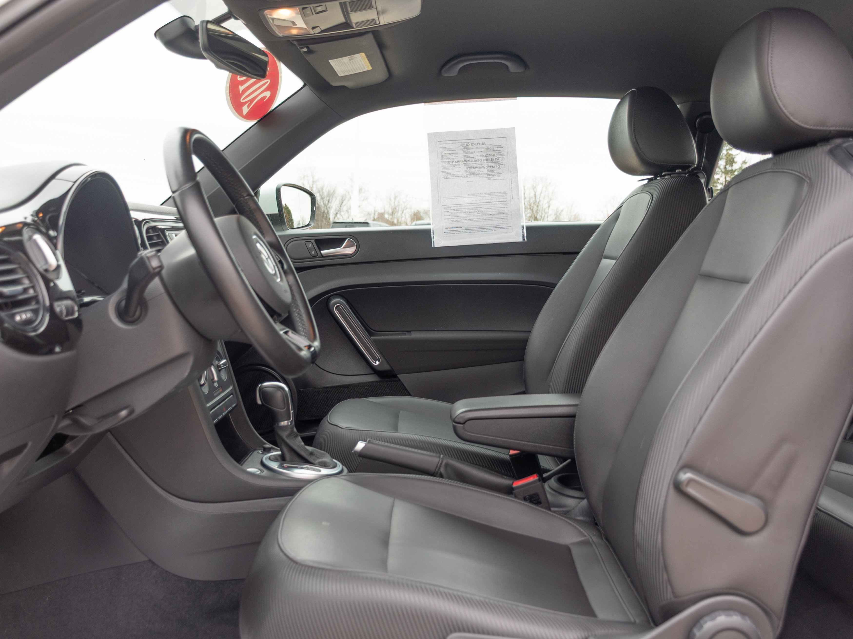 Used 2018 Volkswagen Beetle 2.0T S image 7