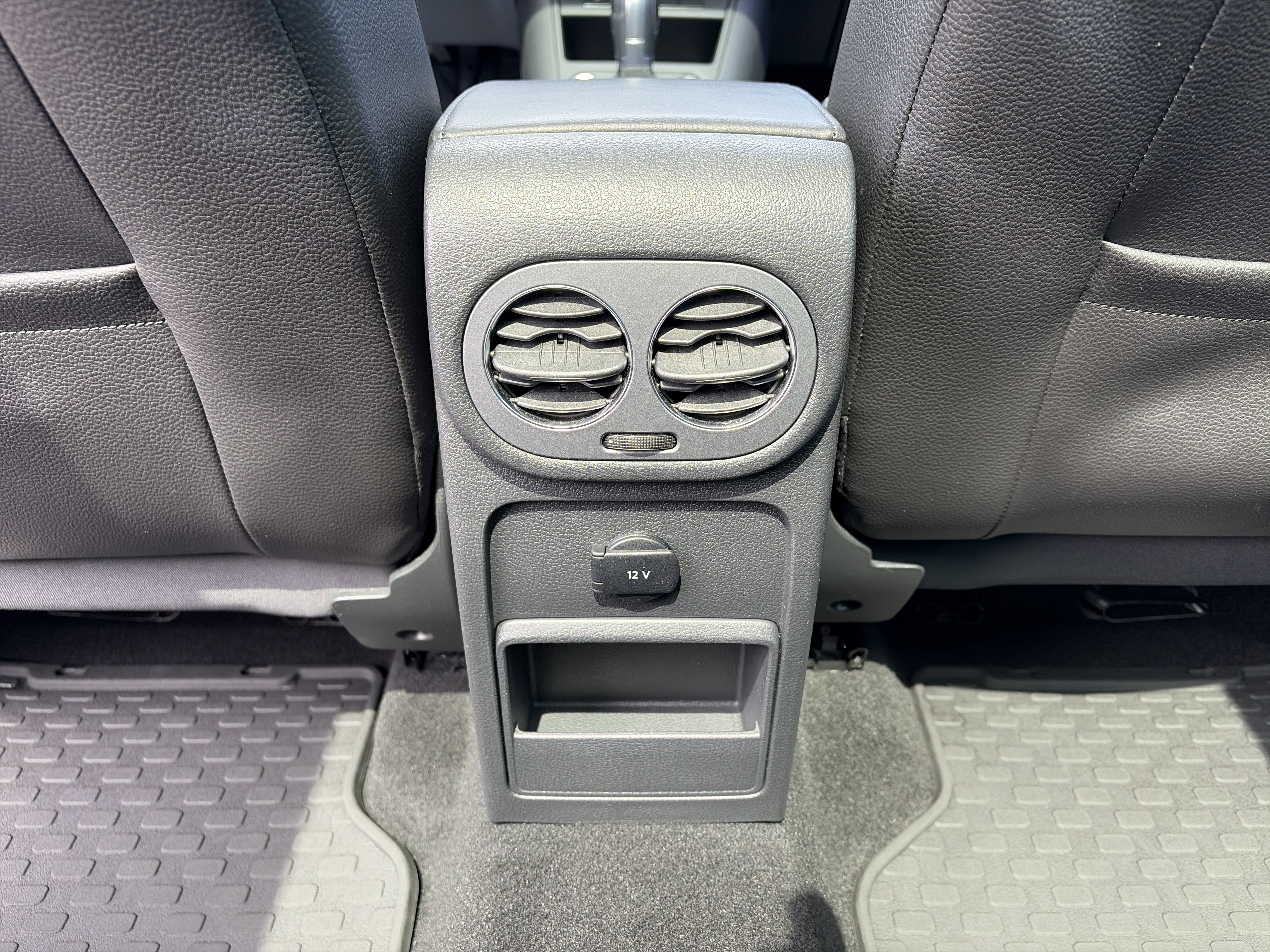 Used 2015 Volkswagen Tiguan S AWD/4WD image 18