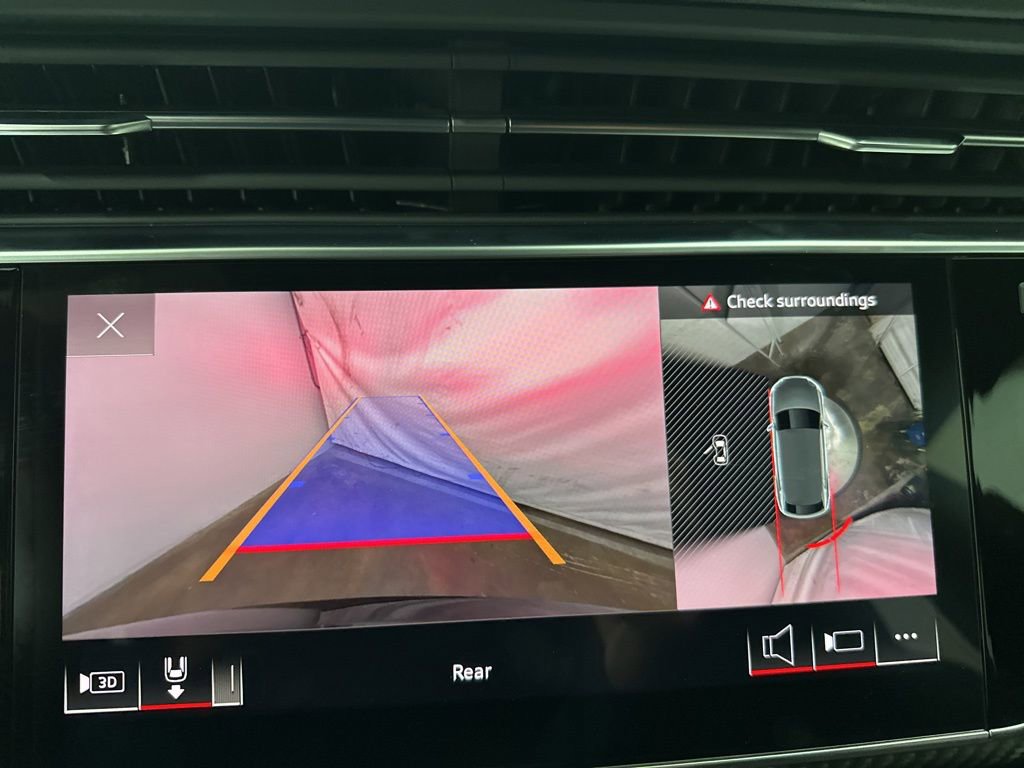 Used 2022 Audi RS Q8 image 16