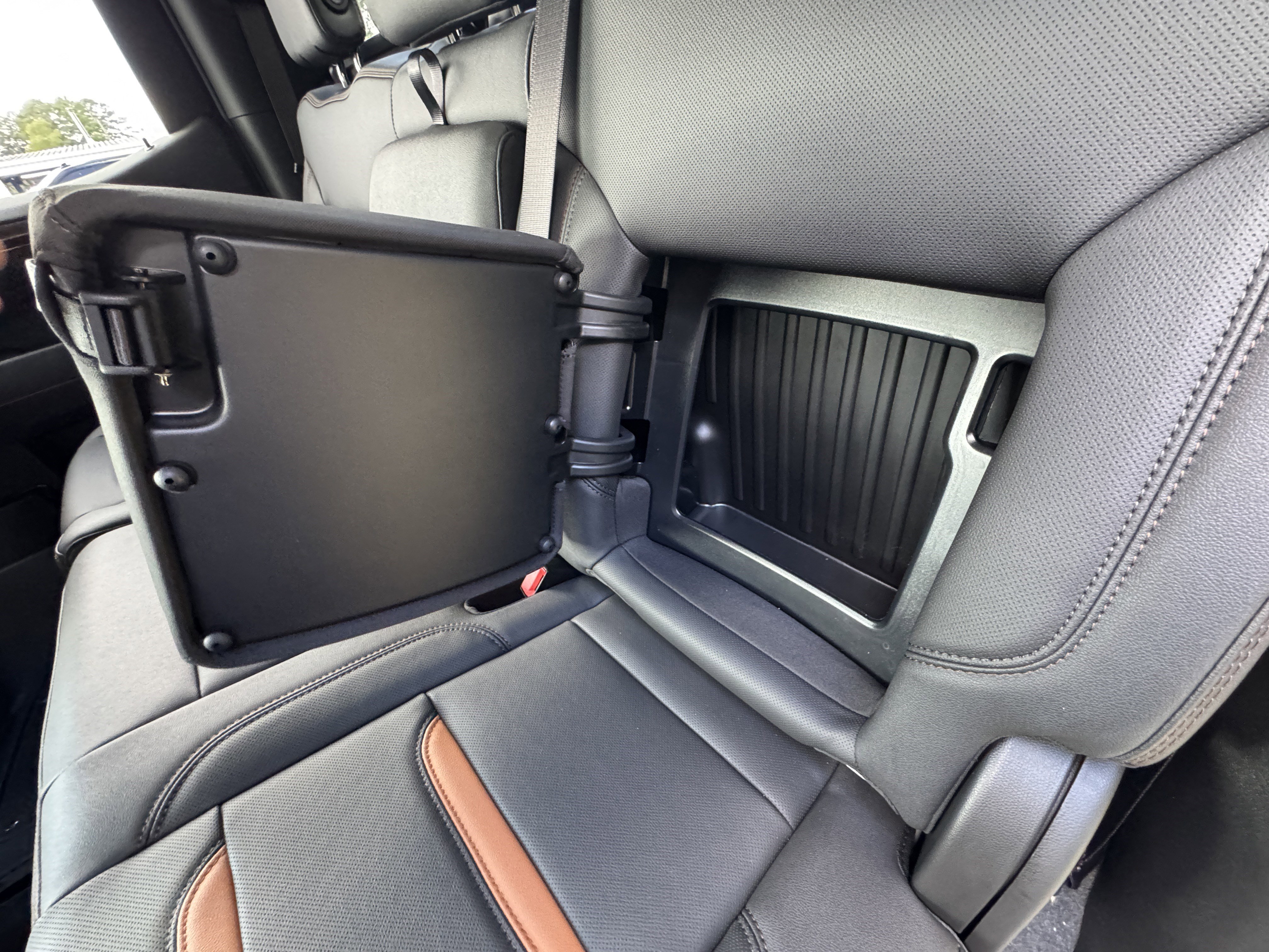 New 2026 GMC Sierra 1500 AT4 w/ Technology Package image 24