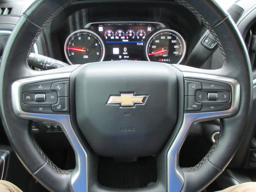 Used 2023 Chevrolet Silverado 3500 LTZ AWD/4WD image 33
