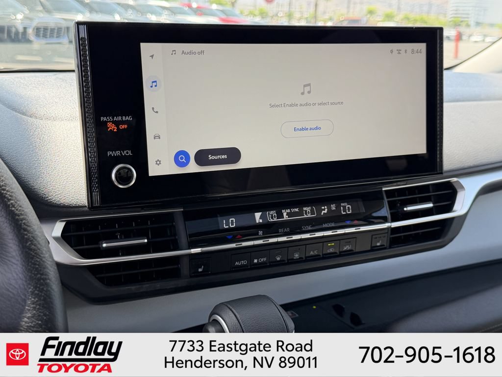 Certified 2026 Toyota Sienna XLE FWD image 25