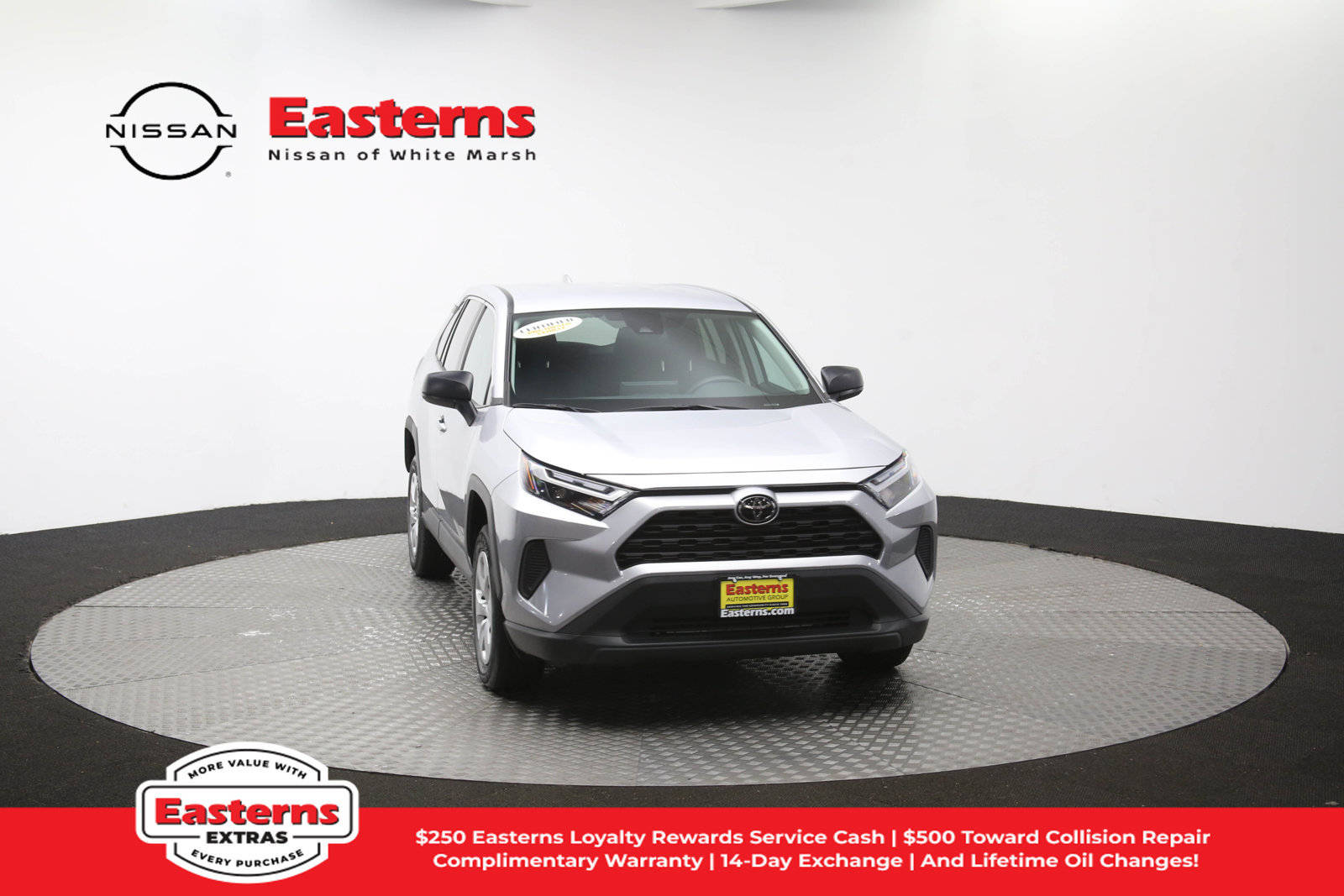 Used 2025 Toyota RAV4 LE AWD/4WD image 50