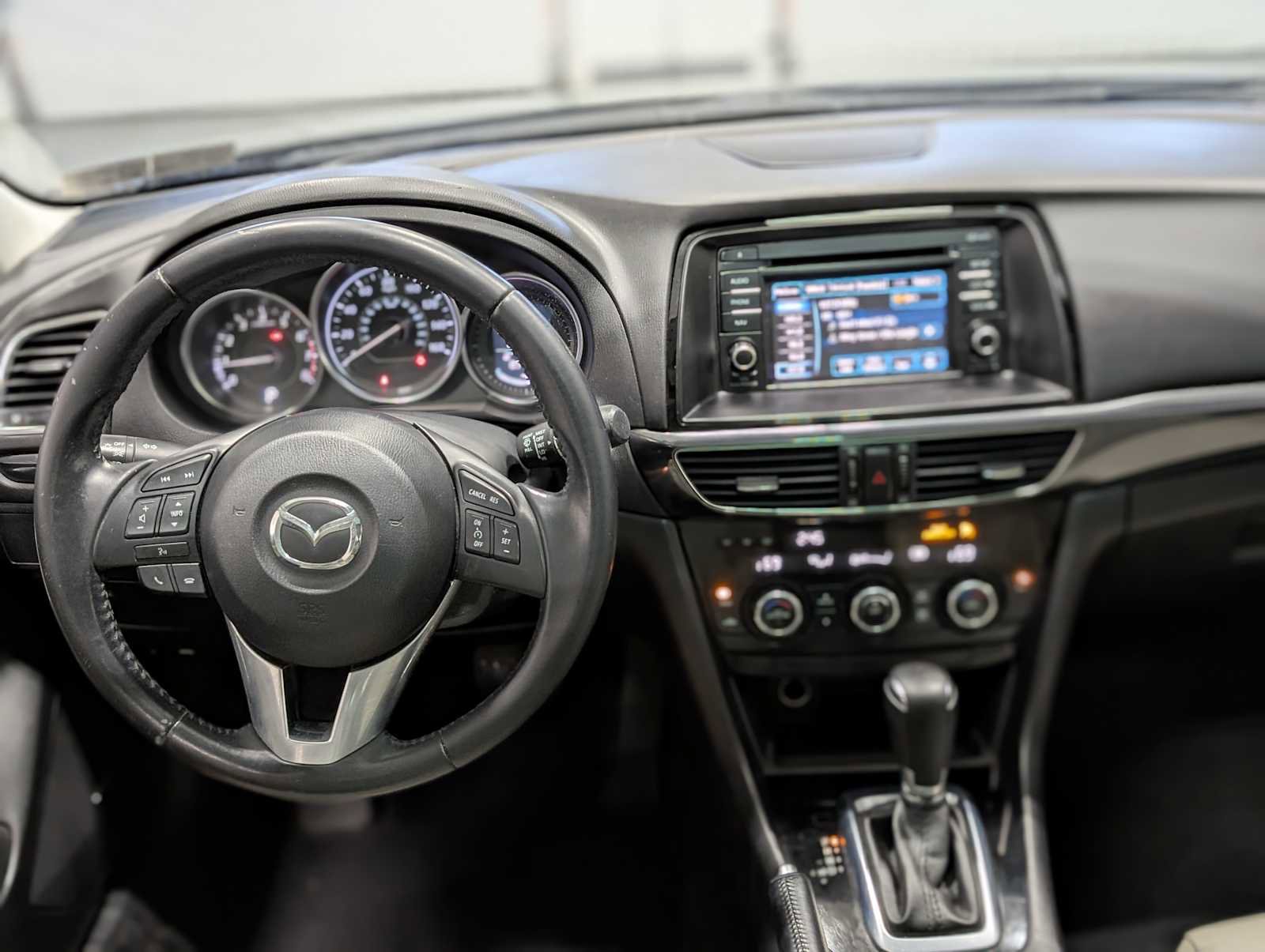 Used 2015 MAZDA MAZDA6 Touring image 5