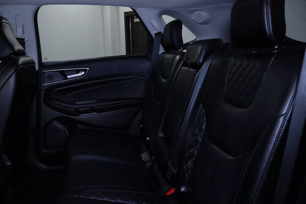 Used 2024 Ford Edge Titanium AWD/4WD image 15