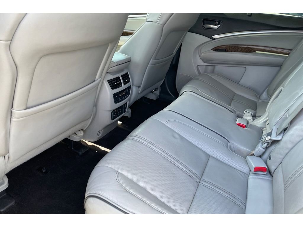 Certified 2020 Acura MDX w/ Advance & Entertainment image 13