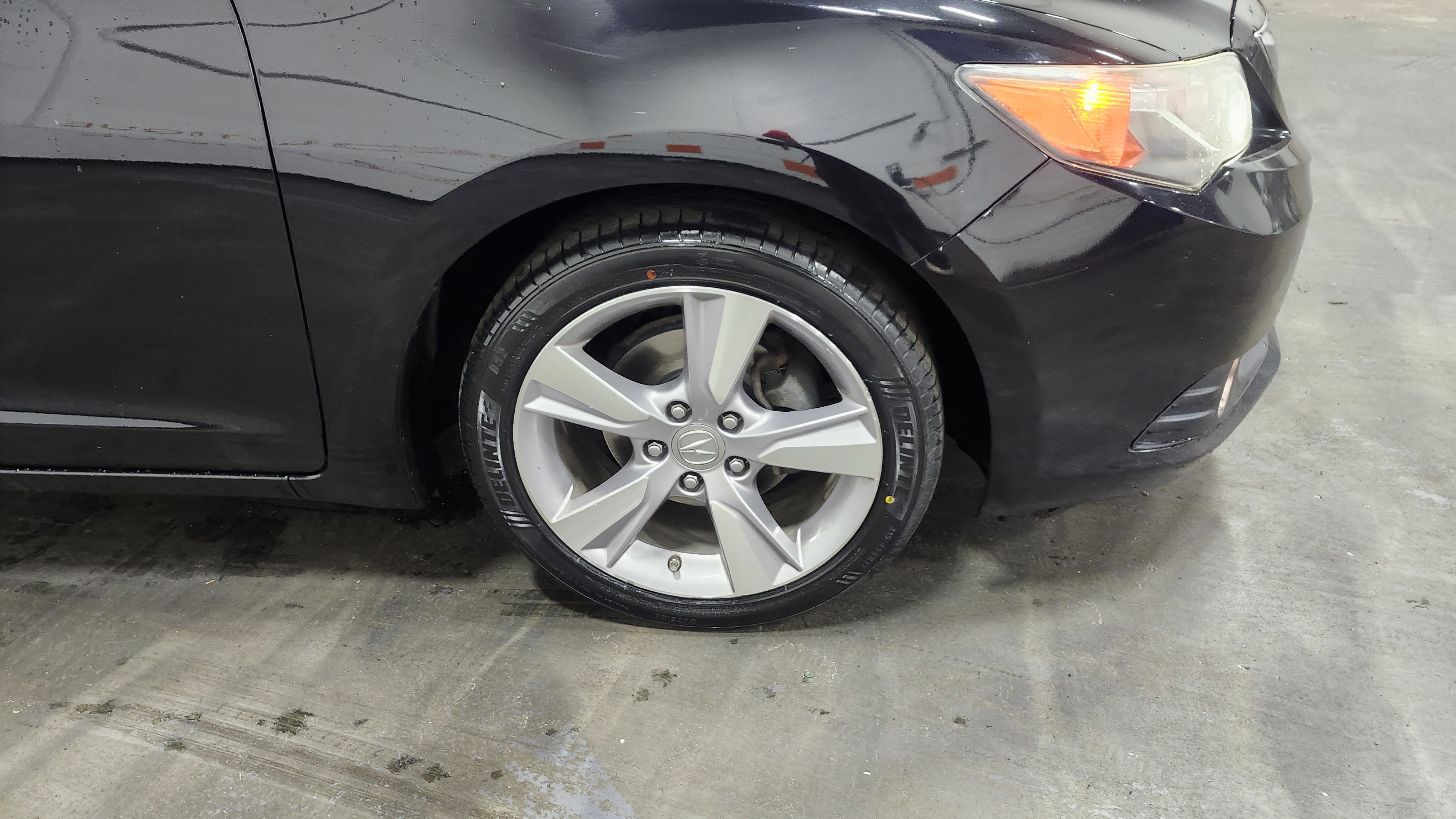 Used 2013 Acura ILX w/ Technology Package image 11