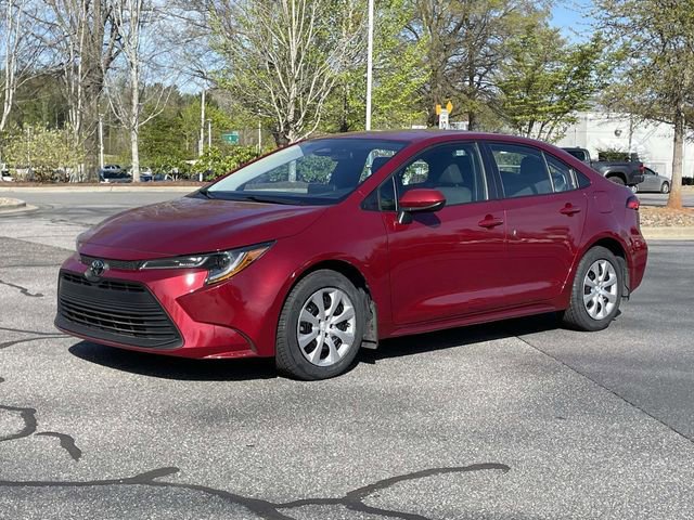Used 2025 Toyota Corolla LE FWD image 1