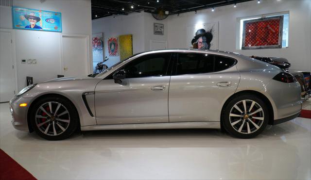 Used 2011 Porsche Panamera 4 AWD/4WD image 5