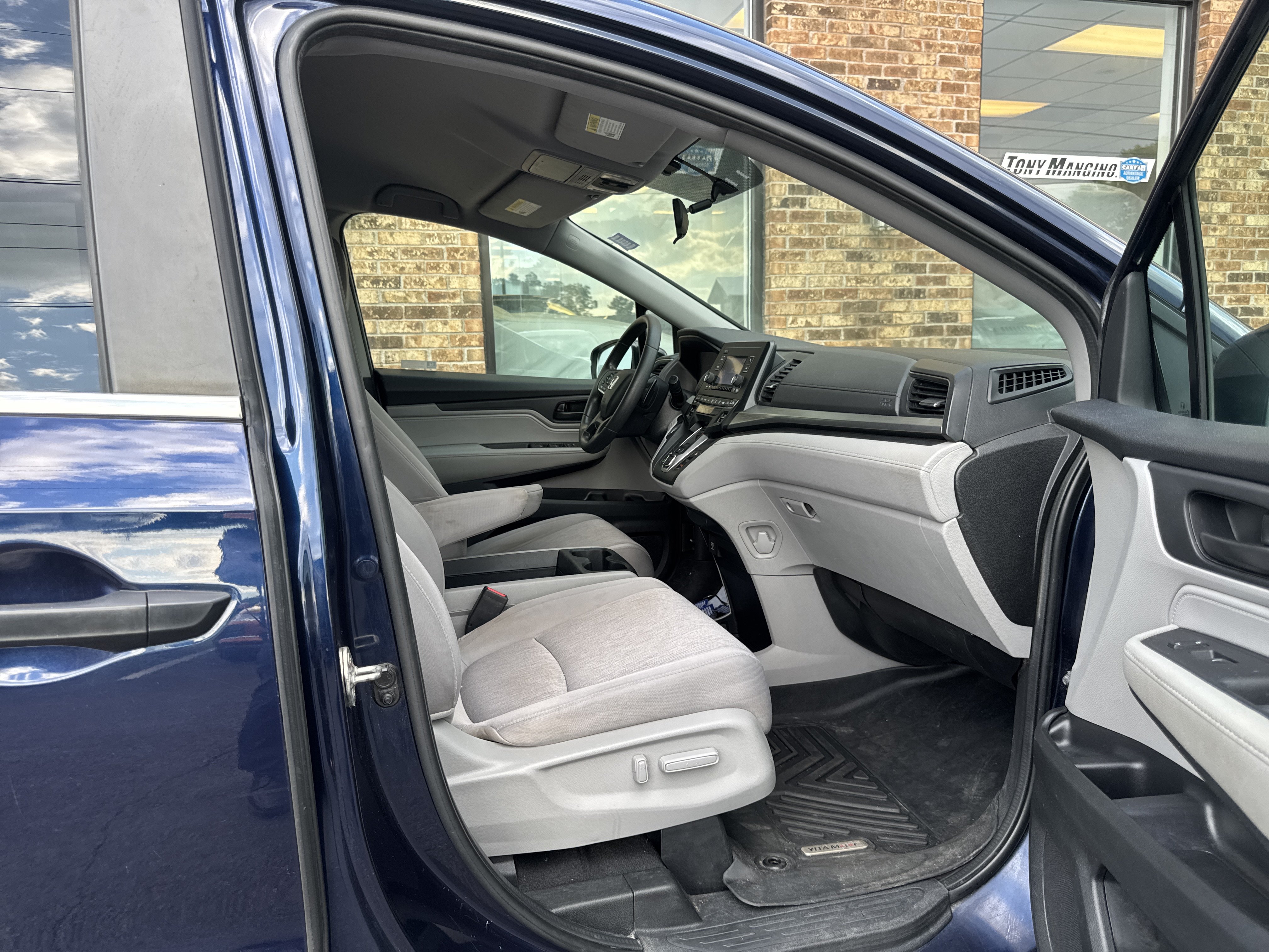 Used 2019 Honda Odyssey LX image 14