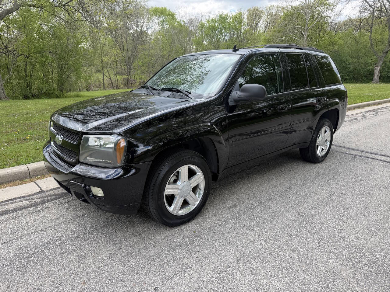 Used 2008 Chevrolet TrailBlazer LT w/ Sun And Sound Package
