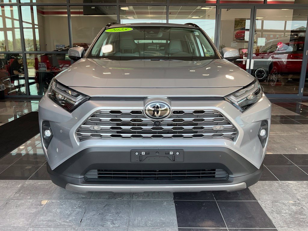 Certified 2025 Toyota RAV4 Limited w/ Advanced Technology Package AWD/4WD image 2