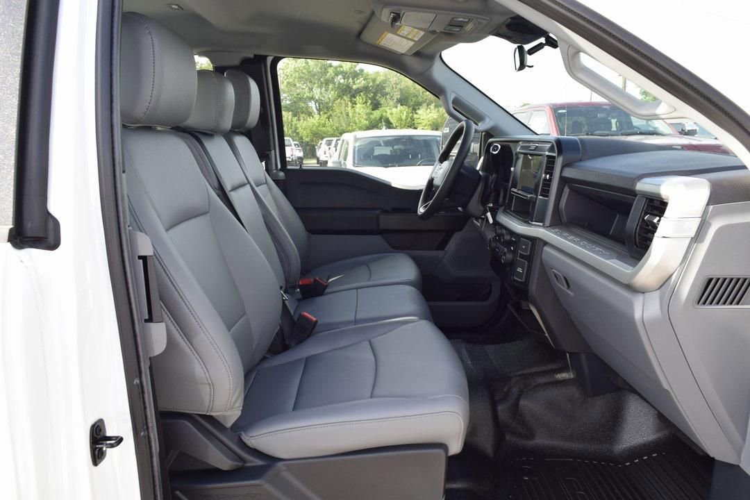 New 2025 Ford F250 XL image 23