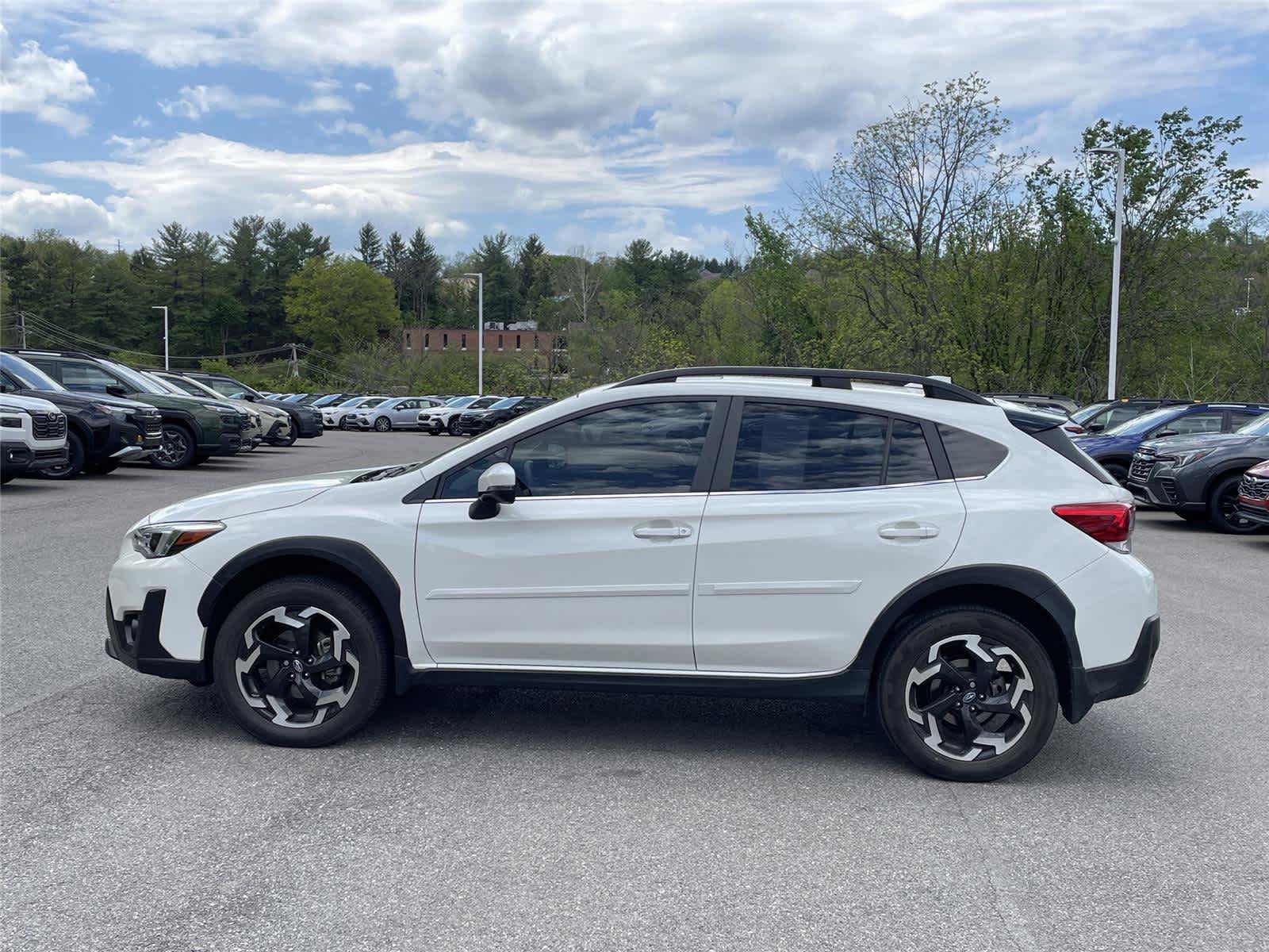 Certified 2022 Subaru Crosstrek 2.5i Limited w/ Moonroof Package 2 AWD/4WD image 2