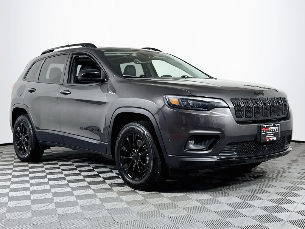 Used 2023 Jeep Cherokee Altitude Lux w/ Lux Elite Package AWD/4WD image 1