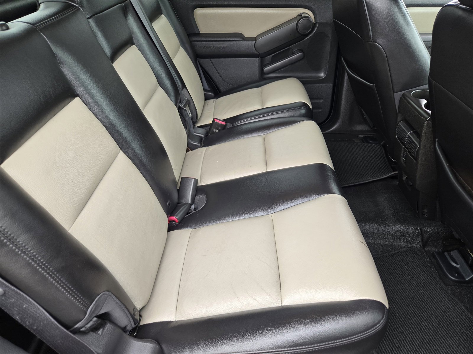 Used 2007 Ford Explorer Sport Trac Limited image 28