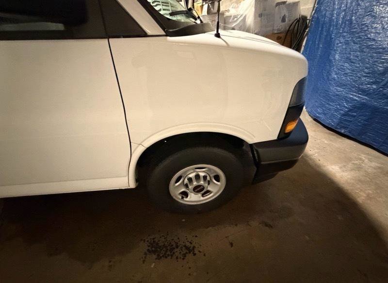 Used 2018 GMC Savana 3500 Extended w/ Driver Convenience Package image 15