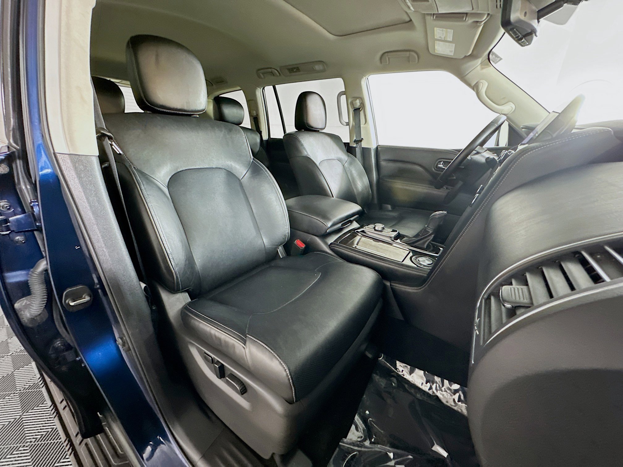 Used 2024 INFINITI QX80 Luxe image 28