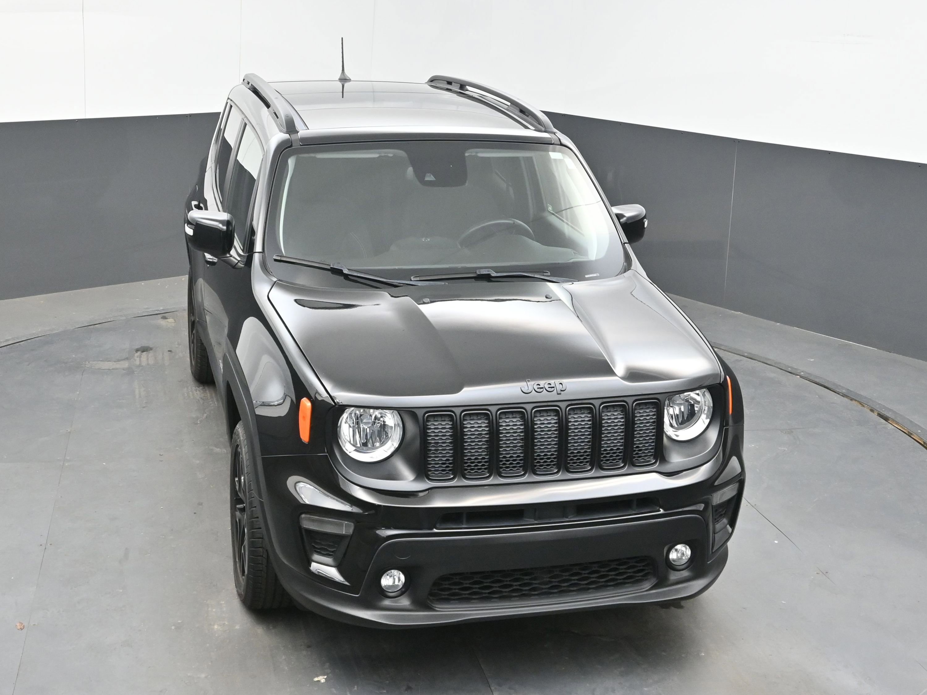 Used 2023 Jeep Renegade Altitude w/ Sun/Sound Group image 34