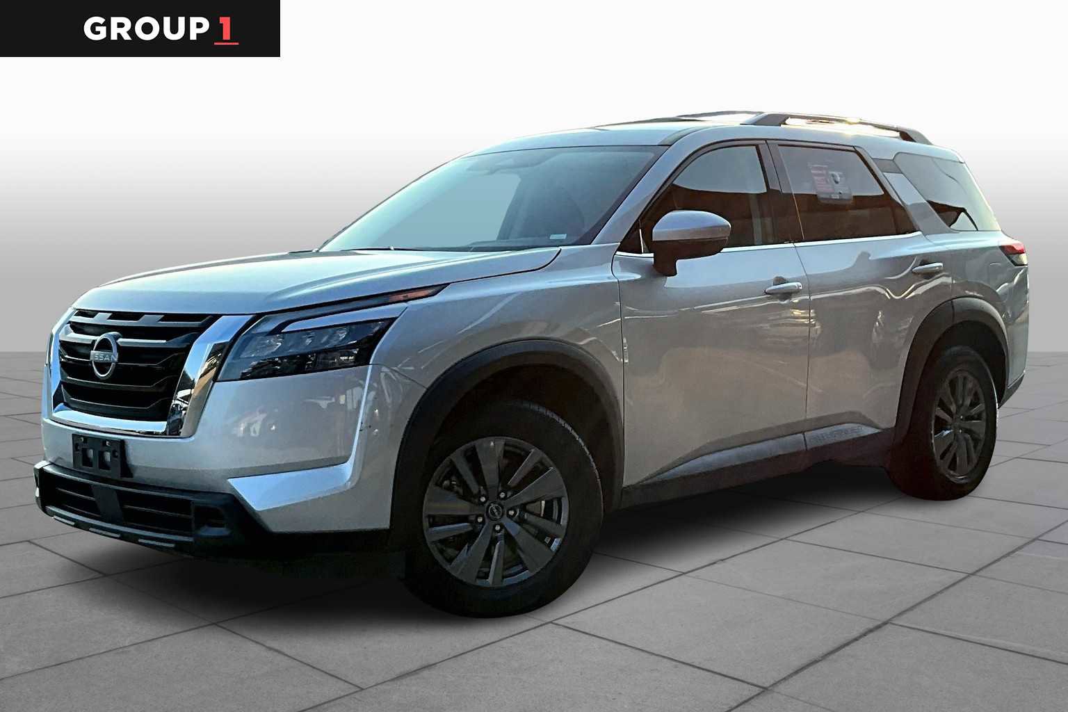Certified 2025 Nissan Pathfinder SV
