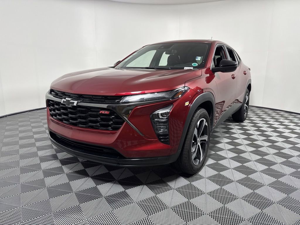 Used 2025 Chevrolet Trax RS w/ Driver Confidence Package