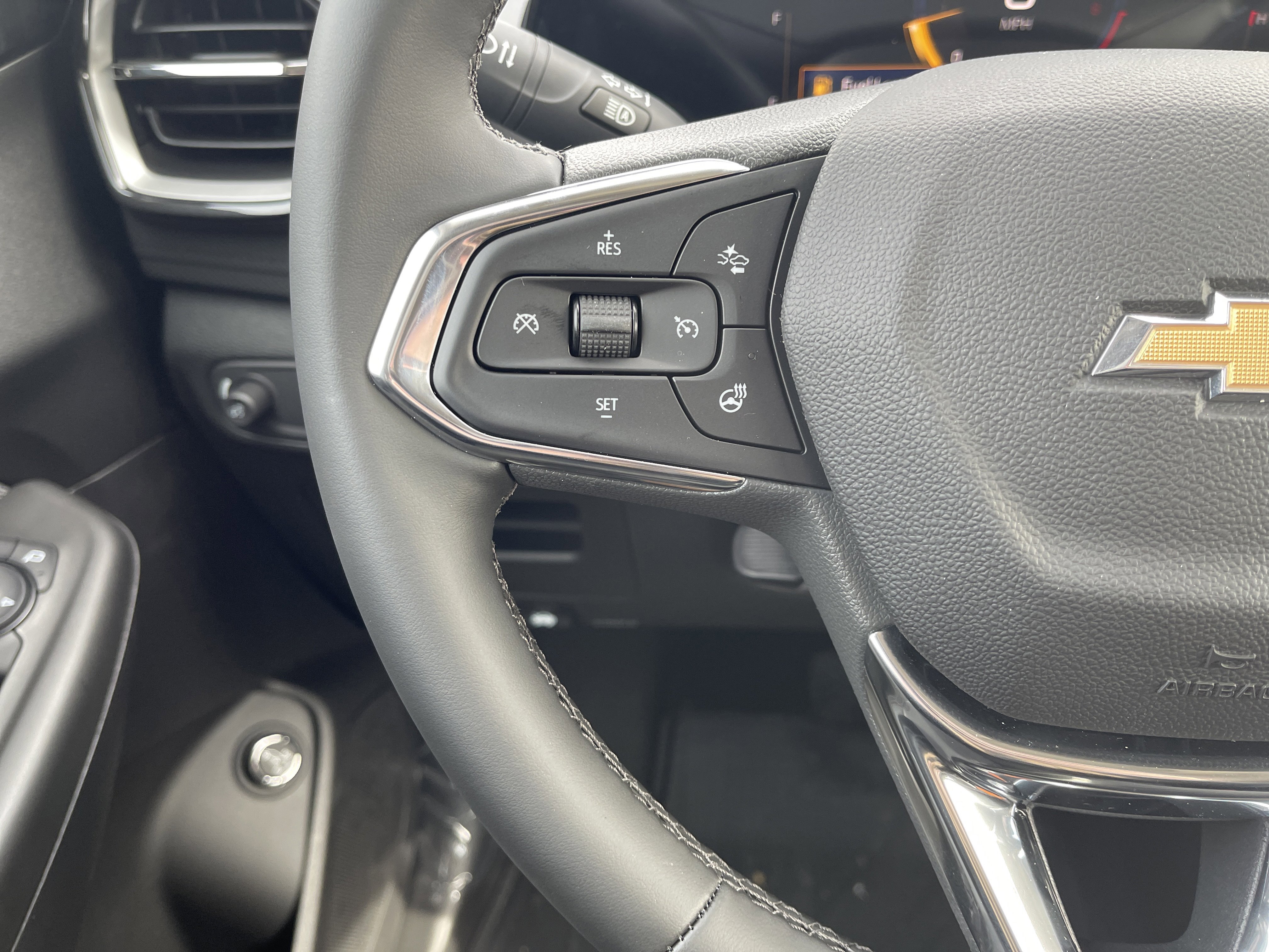 New 2026 Chevrolet TrailBlazer LT w/ Convenience Package FWD image 18