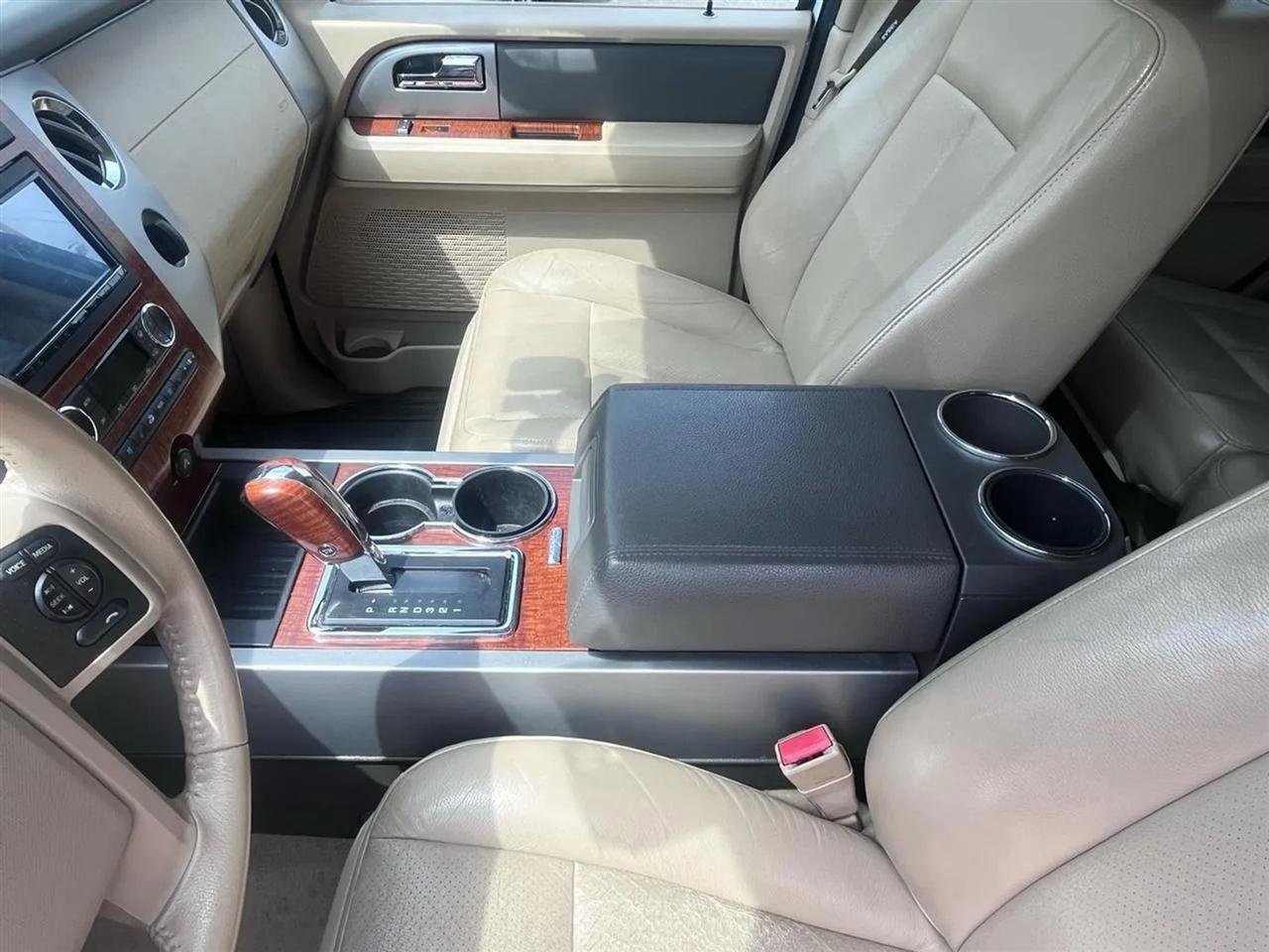 Used 2010 Ford Expedition Eddie Bauer AWD/4WD image 11