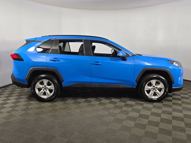Used 2020 Toyota RAV4 XLE w/ Convenience Package image 10