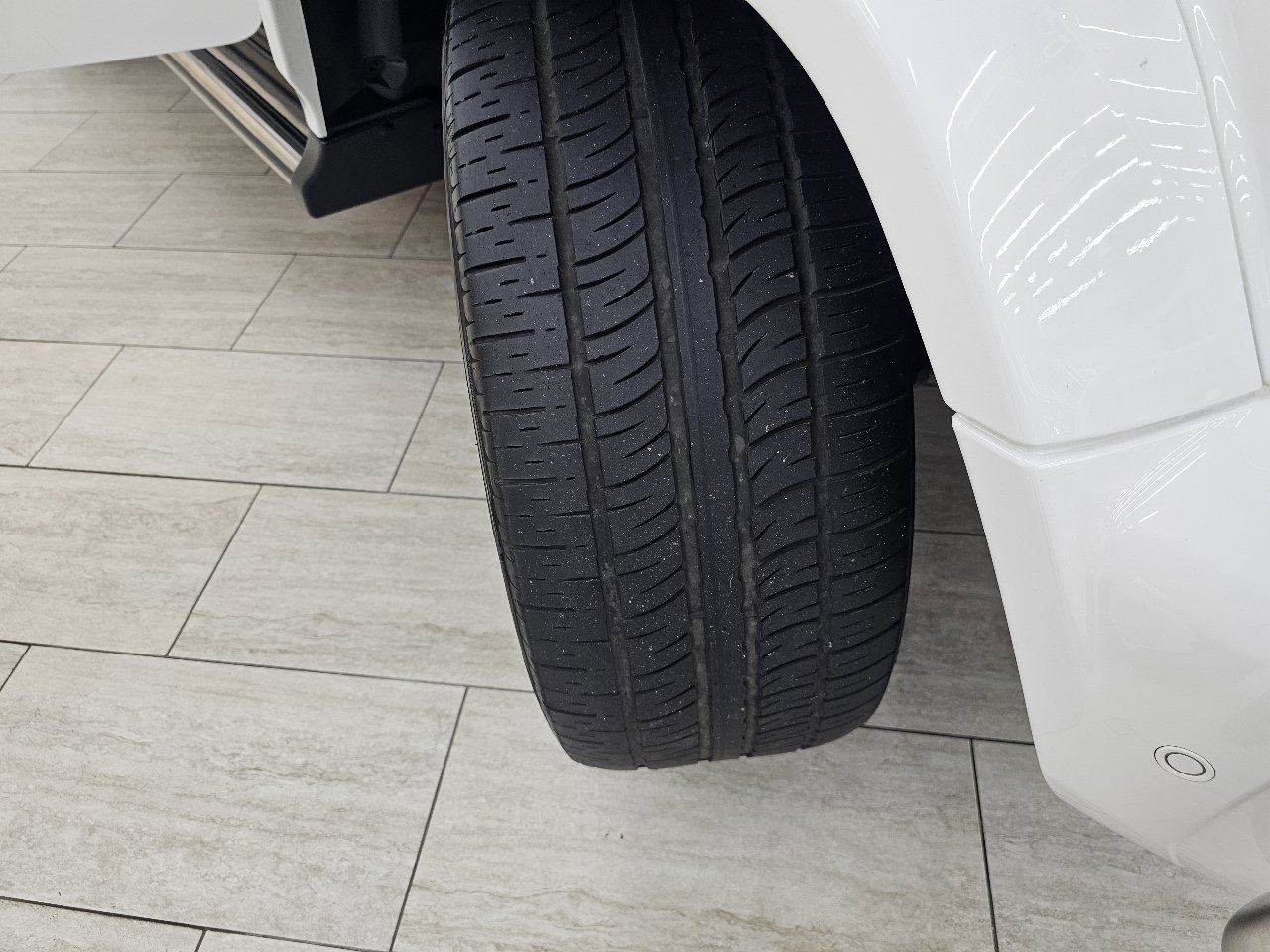 Used 2021 Mercedes-Benz G 63 AMG 4MATIC w/ G Manufaktur Interior Package image 39