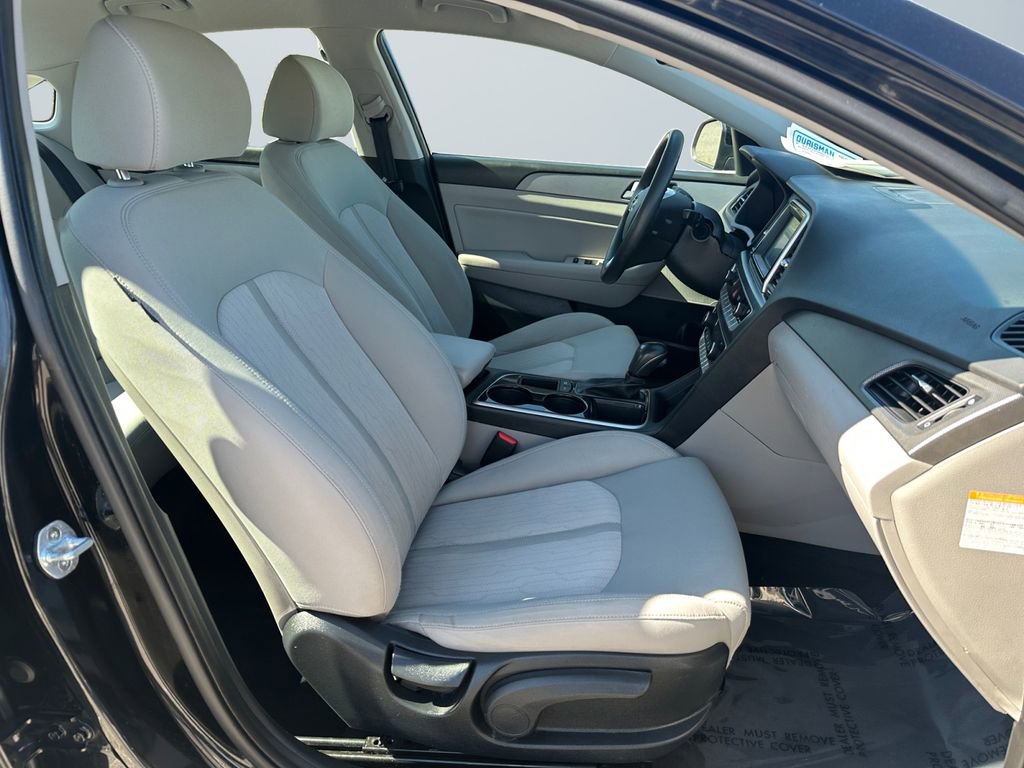 Used 2019 Hyundai Sonata Plug-In Hybrid image 15