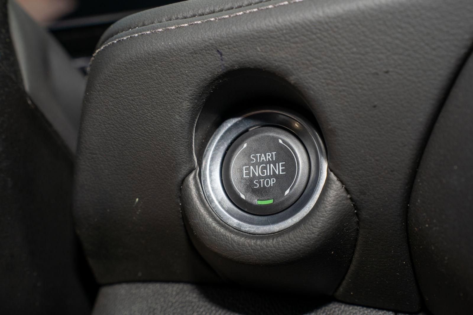 Used 2025 Chevrolet Tahoe LT image 34