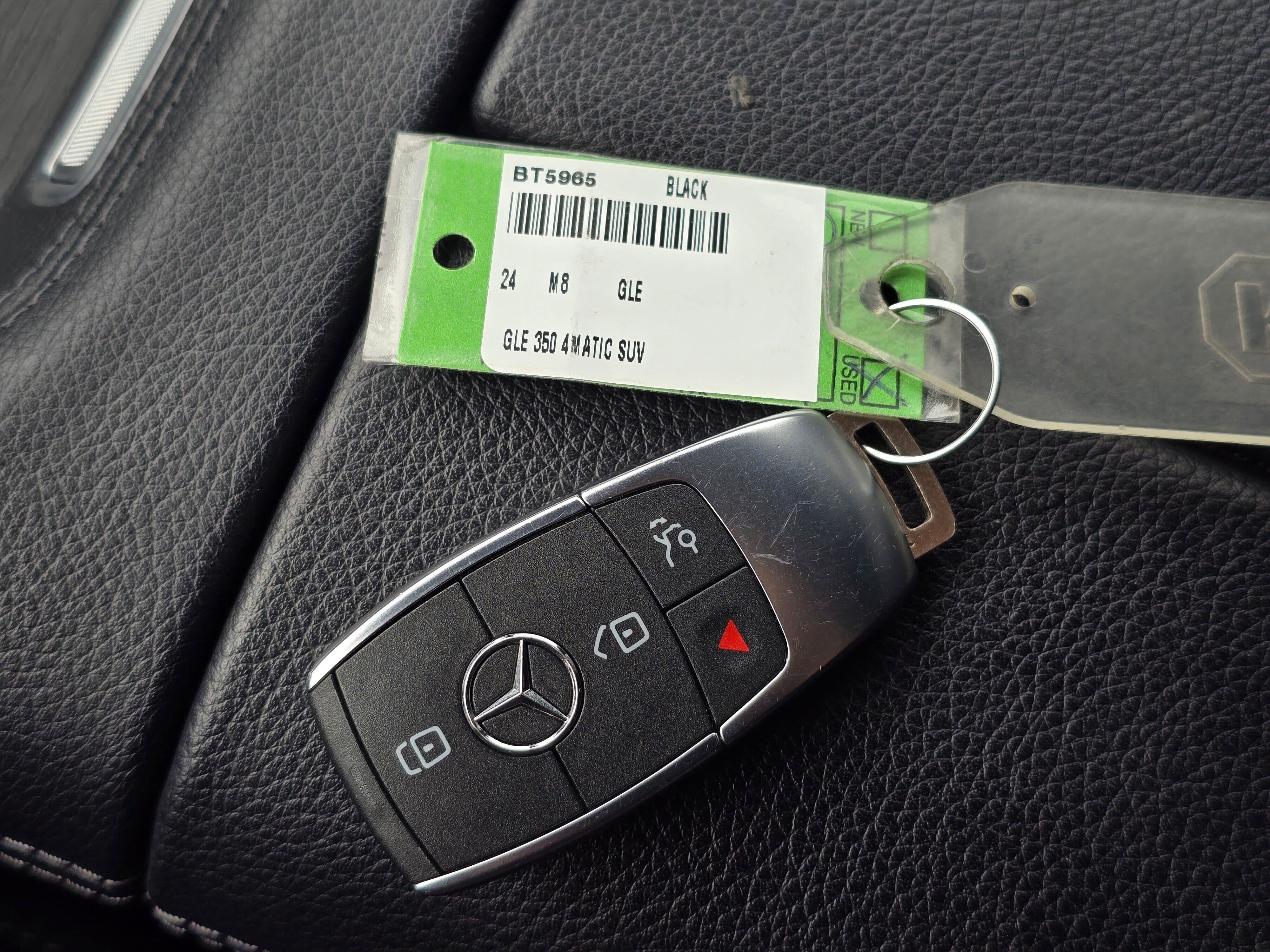 Used 2024 Mercedes-Benz GLE 350 4MATIC image 30