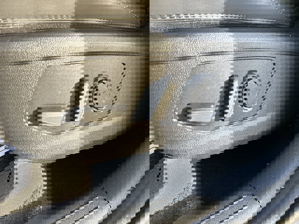 New 2026 Kia Sorento EX image 19