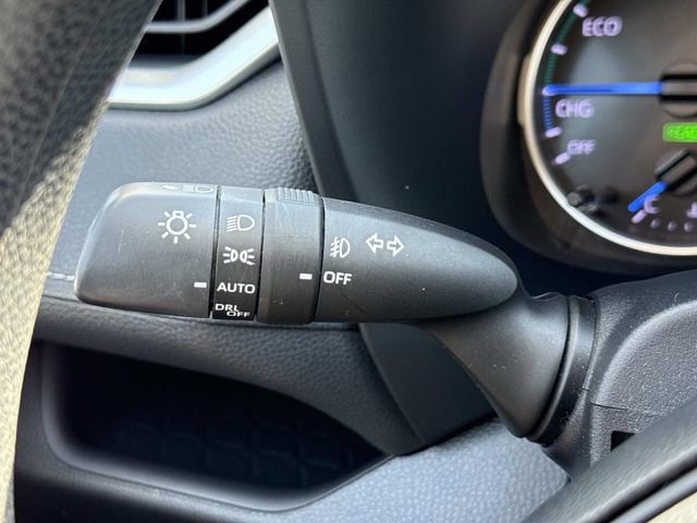 Used 2020 Toyota RAV4 XLE w/ Convenience Package image 27