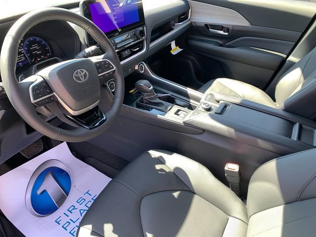 New 2026 Toyota Grand Highlander Platinum image 10