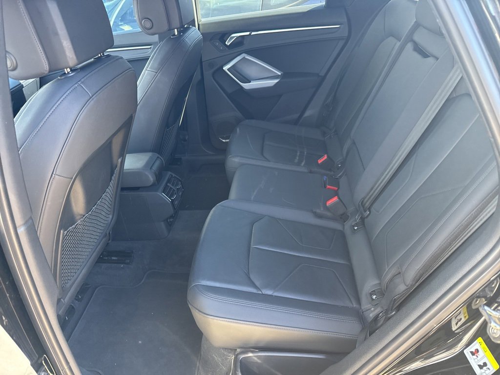 Used 2020 Audi Q3 2.0T Premium Plus w/ Premium Plus Package image 6