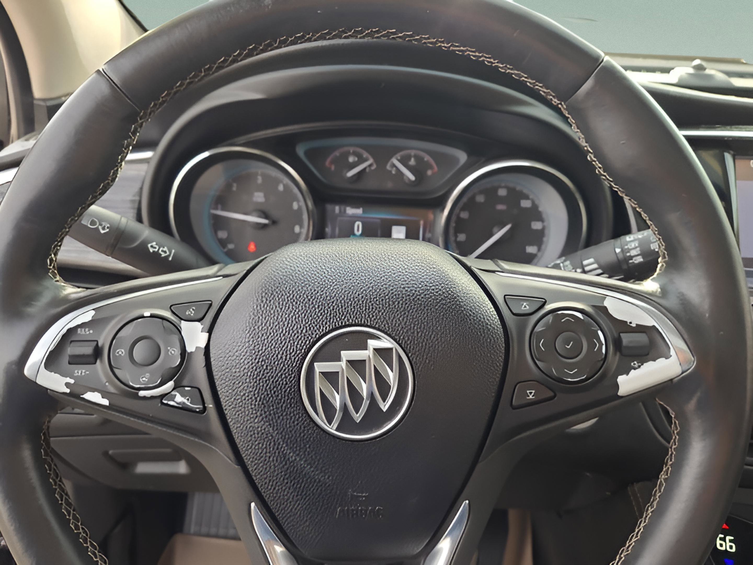 Used 2017 Buick Envision Essence image 22