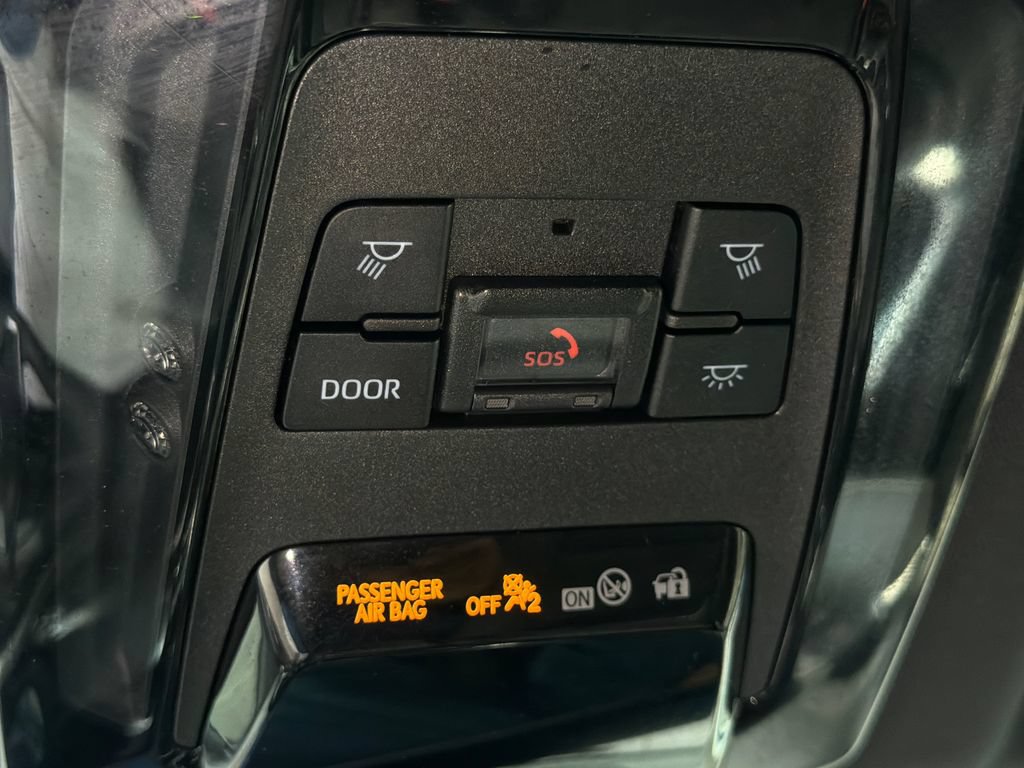 Used 2021 Toyota Venza XLE AWD/4WD image 35