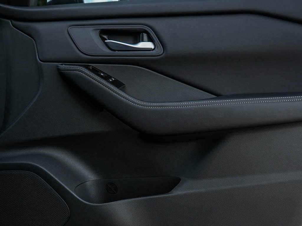 New 2026 Nissan Rogue SV w/ Cold Weather Package image 10