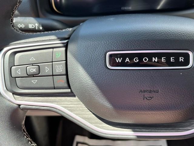 Certified 2024 Jeep Wagoneer L Series III w/ Premium Group I AWD/4WD image 31