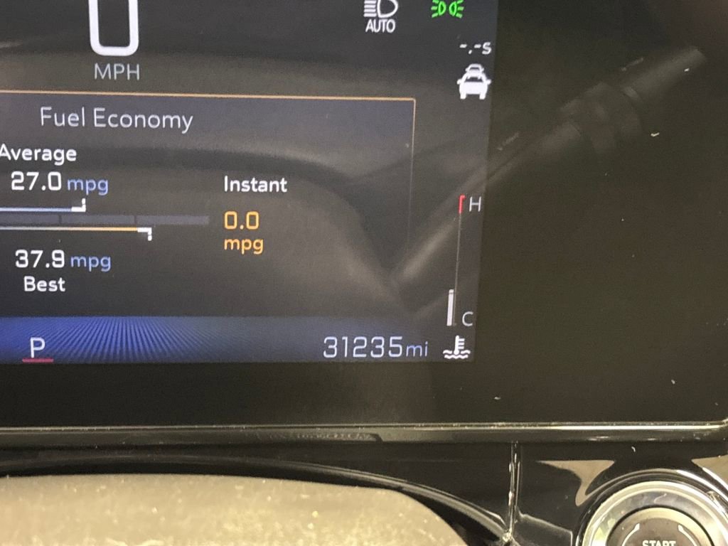 Certified 2025 Chevrolet Trax RS w/ Driver Confidence Package image 30