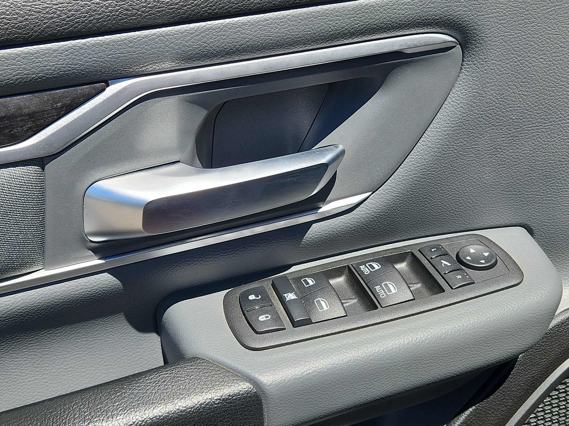 Certified 2022 RAM 1500 Big Horn AWD/4WD image 15