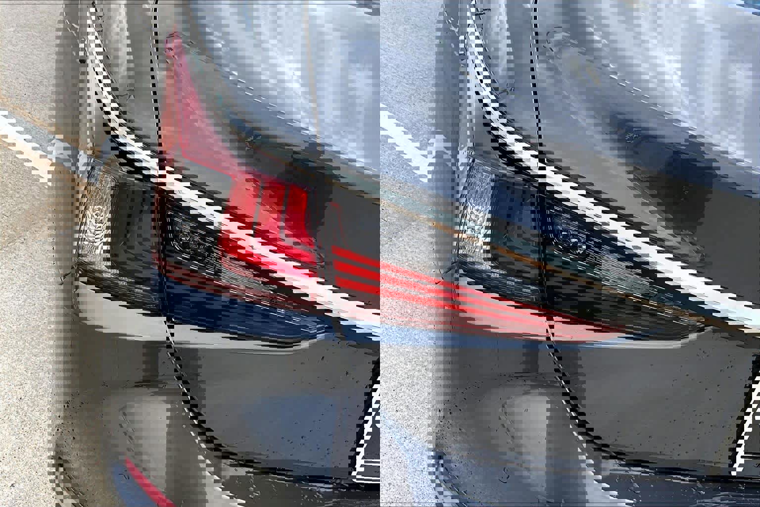 Used 2025 Lexus ES 350 w/ Premium Package image 29