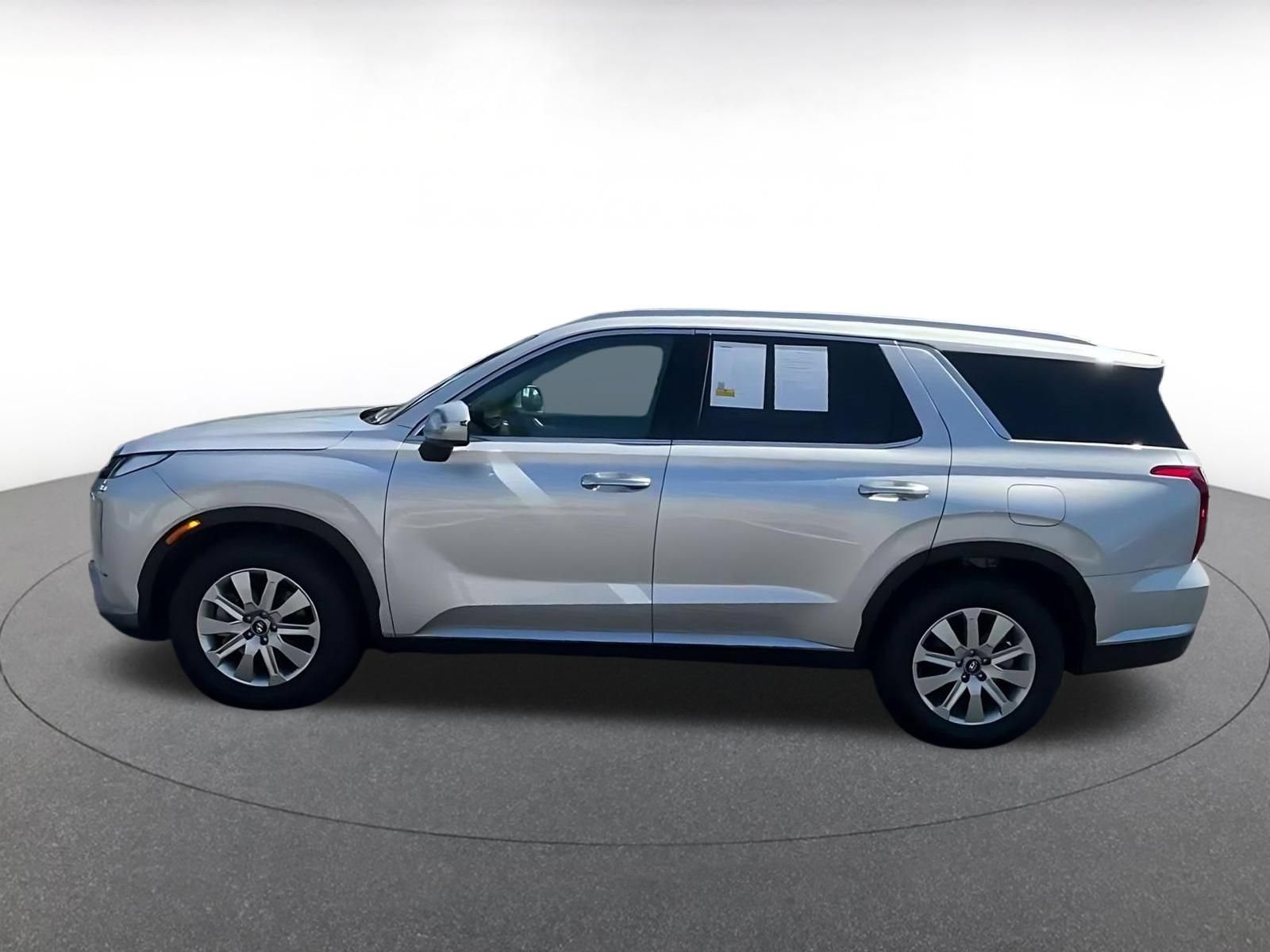 Used 2025 Hyundai Palisade SEL FWD image 8