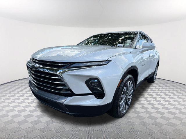 Used 2023 Chevrolet Blazer Premier w/ Enhanced Convenience Package FWD image 1