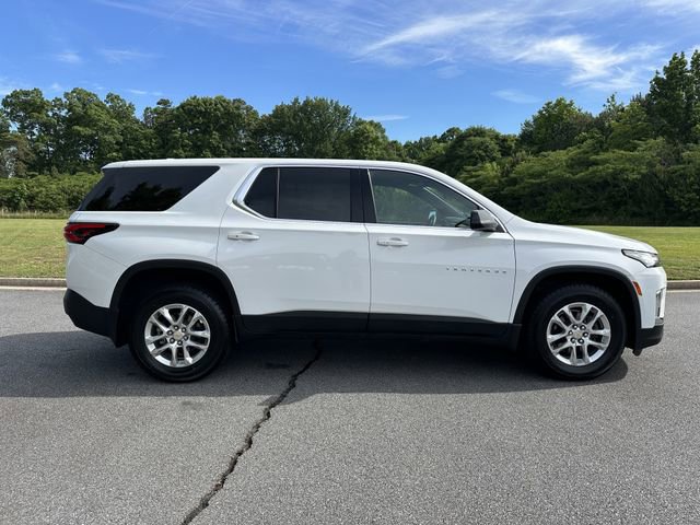 Used 2023 Chevrolet Traverse LS FWD image 9