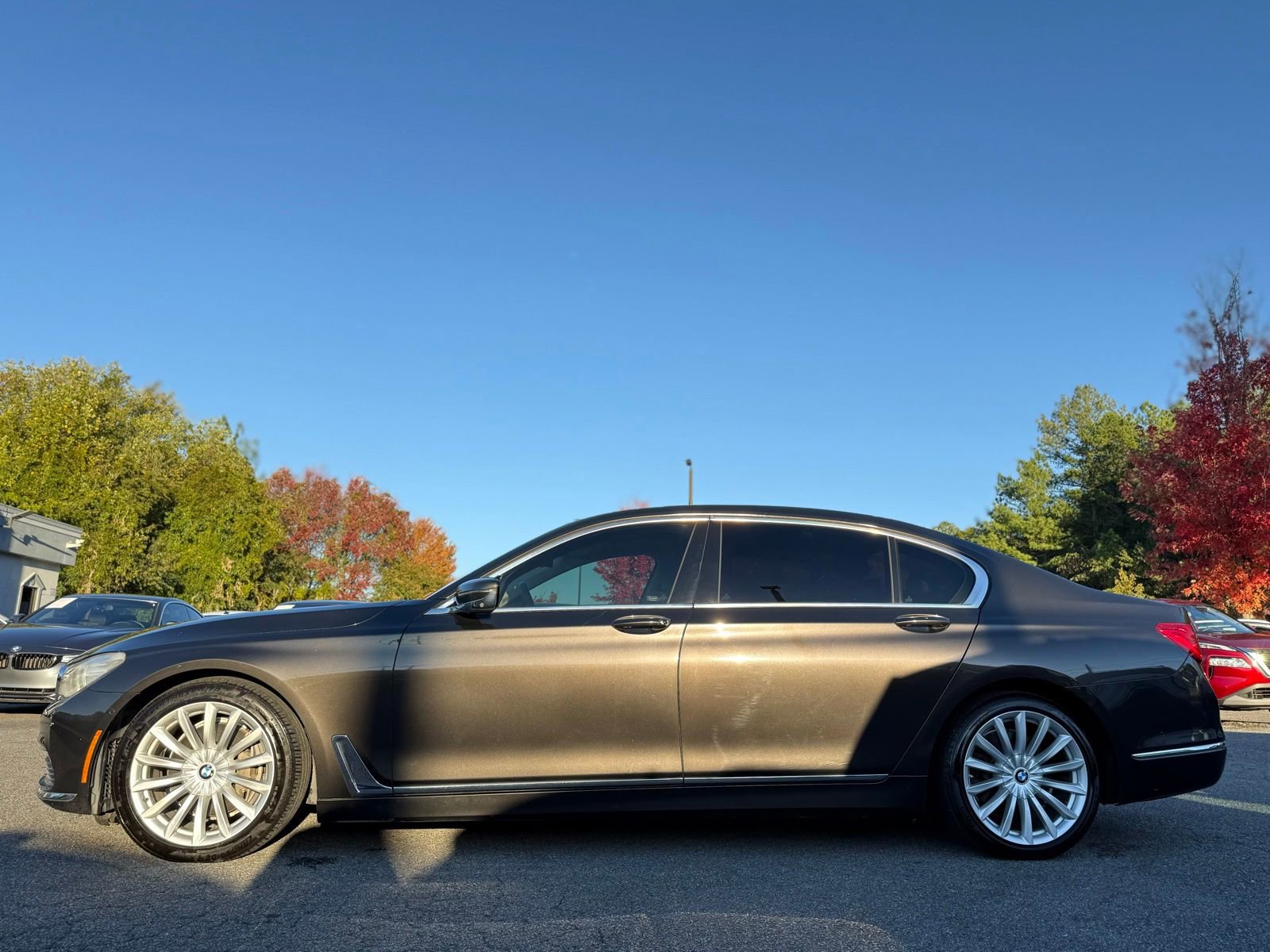 Used 2016 BMW 740i RWD image 2