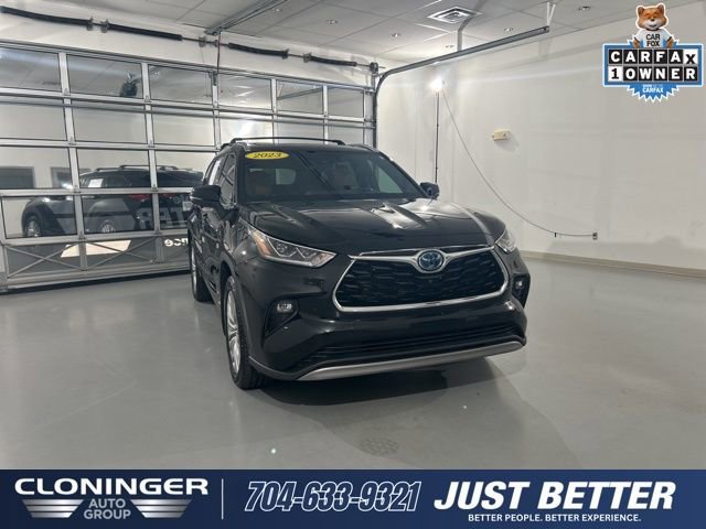 Used 2023 Toyota Highlander Platinum