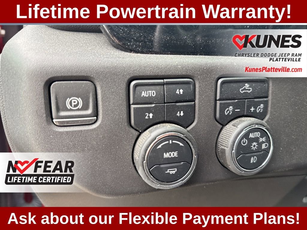 Used 2024 Chevrolet Silverado 1500 LT Trail Boss w/ Convenience Package II AWD/4WD image 16